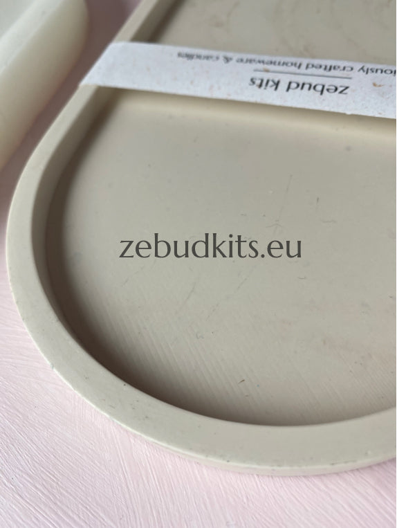 Oval silicone mold for making 19cm trays